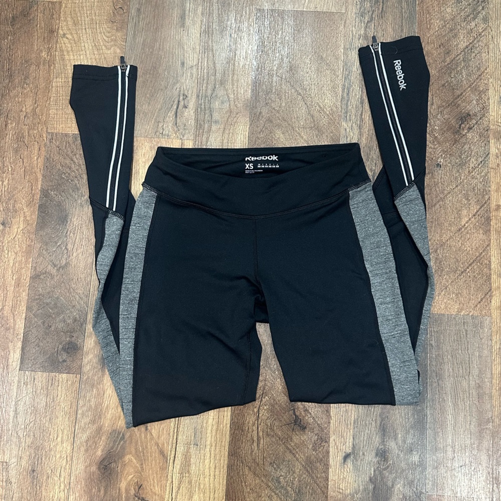 NWOT Reebok Speedwick Leggings with Zippers